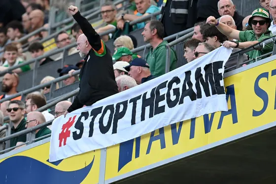 L'UEFA défend sa politique après avoir rejeté la demande de l'Irlande de ne pas jouer contre Israël