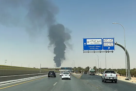 La coalition dirigée par l'Arabie saoudite affirme que ses défenses ont intercepté un missile houthi tiré sur Riyad