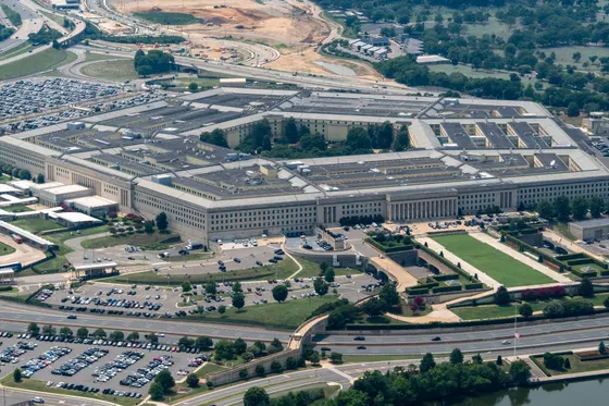La guerre contre l'Iran aggrave l'inflation et épuise les stocks de munitions américains : rapport du Congrès