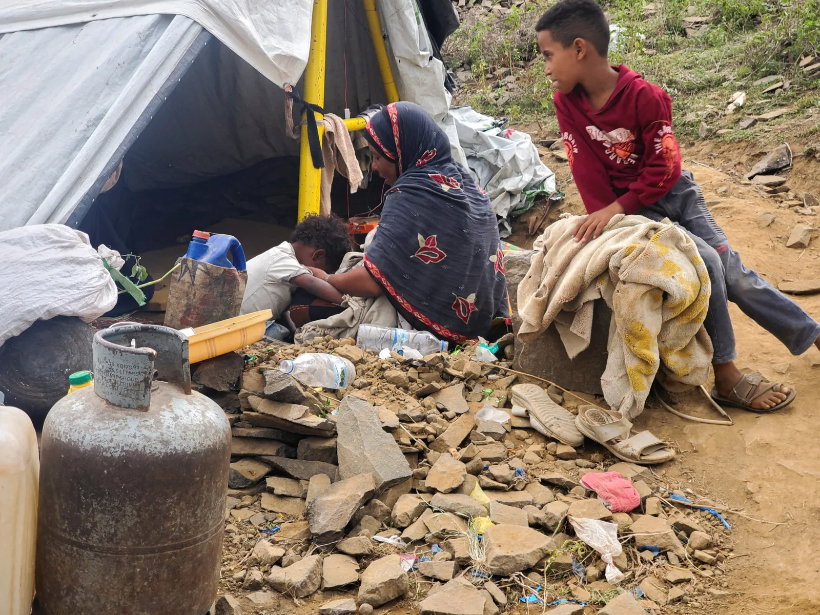 Plus de 100 000 personnes déplacées fuyant la violence au Yémen : l'ONU