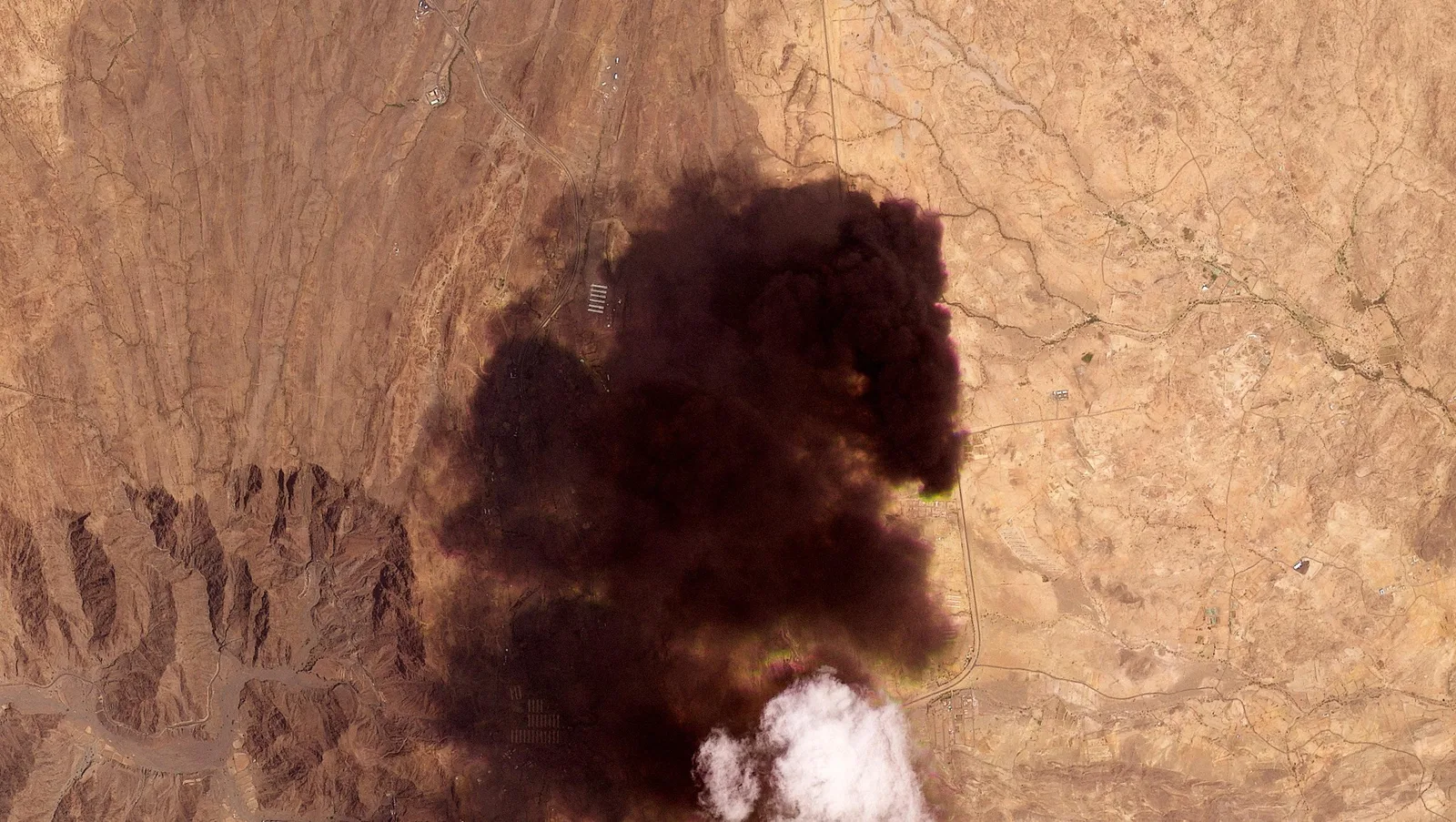 Prise de contrôle de Bab al-Mandab par les Houthis : «Je ne vois qu’une seule issue à court terme : une nouvelle flambée des prix»