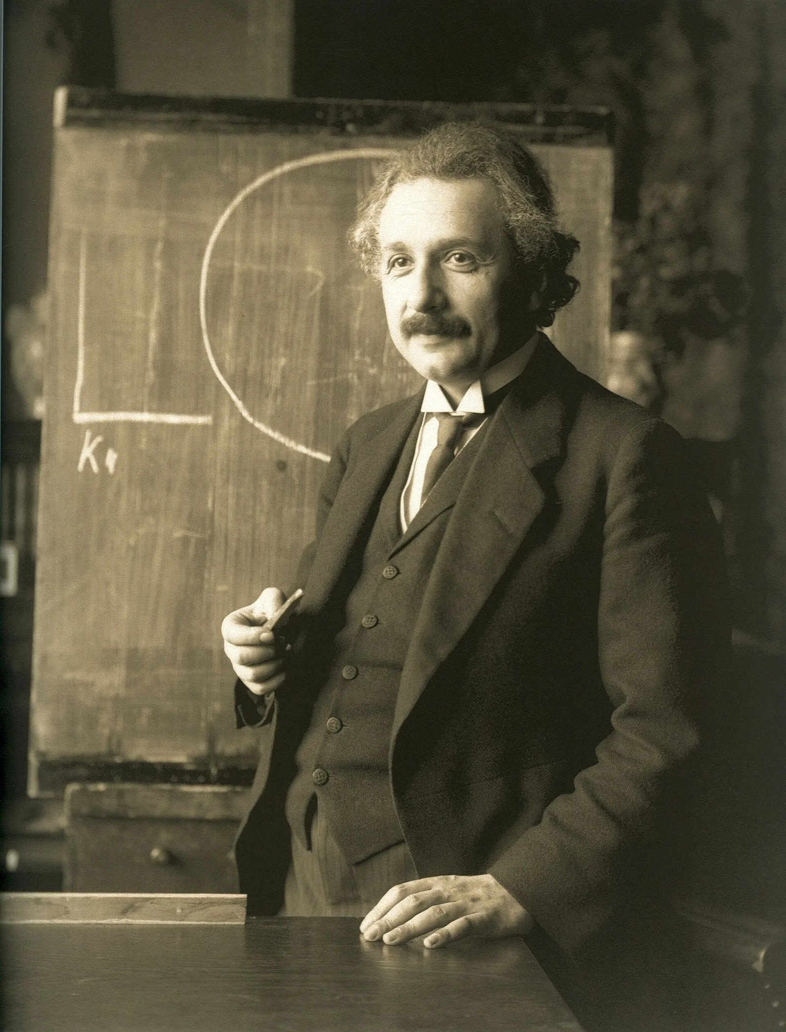Albert Einstein, du bureau des brevets de Berne au prix Nobel de physique