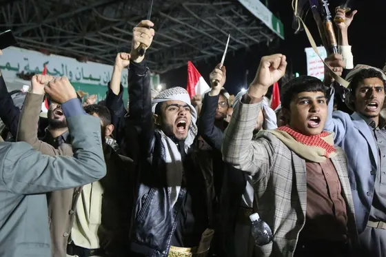 Guerre au Moyen-Orient : Nouvelles frappes des Houthis contre l’aéroport de Riyad, au moins un mort