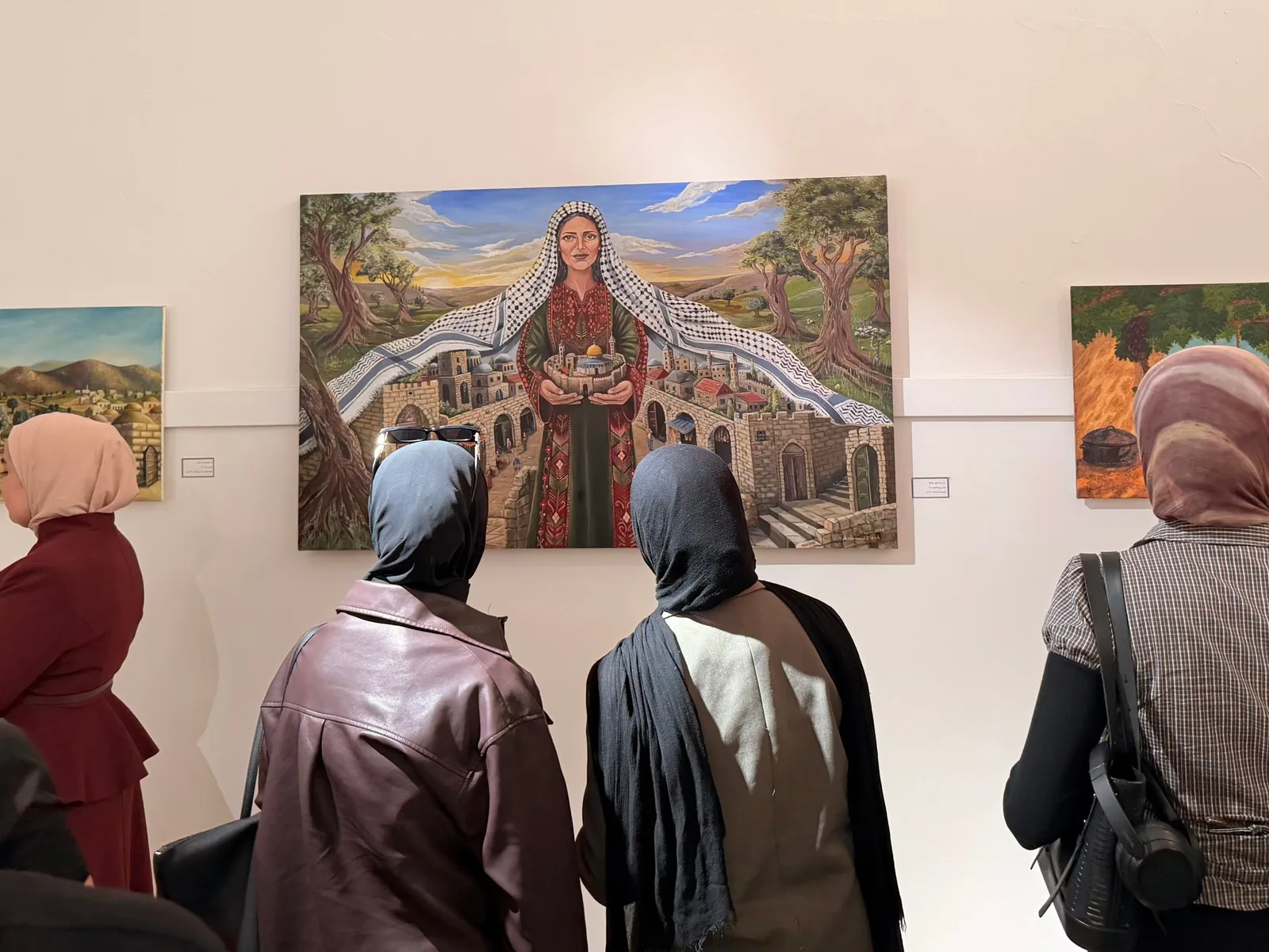 « Nos œuvres sont côte à côte » : l’art jette un pont entre Gaza et la Cisjordanie