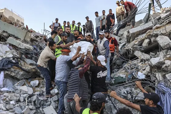 À Gaza, l’effondrement d’un immeuble fait 21 morts, dont 12 enfants