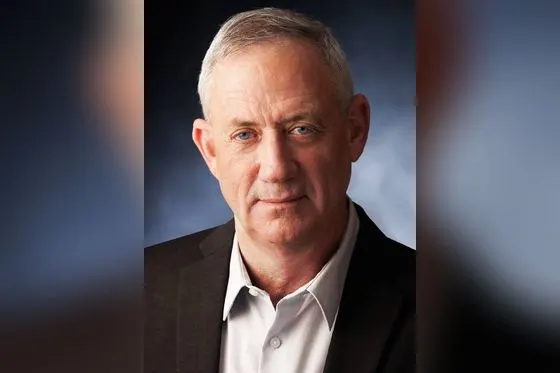 Benny Gantz appelle à un gouvernement sioniste large et modéré avant les élections du 27 octobre