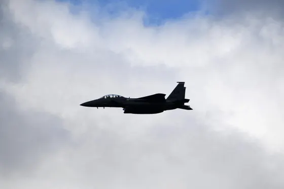 Chute libre avec un parachute mal ouvert, survie pendant 48h… Un des pilotes américains sauvés en Iran témoigne pour la première fois