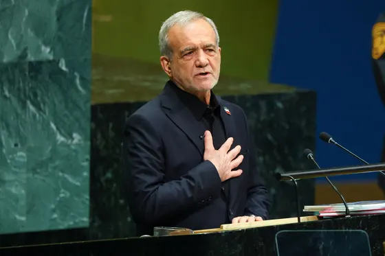 Conflit au Moyen-Orient | C’est aux États-Unis de décider d’arrêter ou non la guerre, dit le président iranien