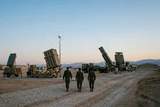 Défense aérienne : Israël et ses partenaires régionaux resserrent la coordination face à l'Iran