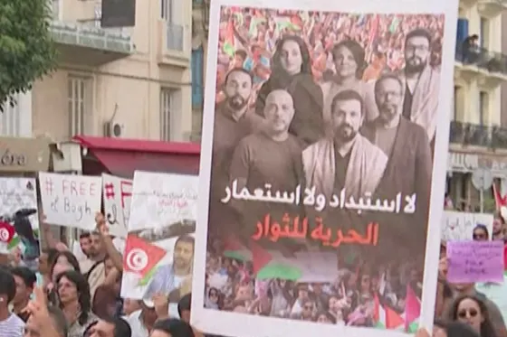 Des centaines de manifestants en Tunisie pour la libération des activistes de la flottille de Gaza emprisonnés
