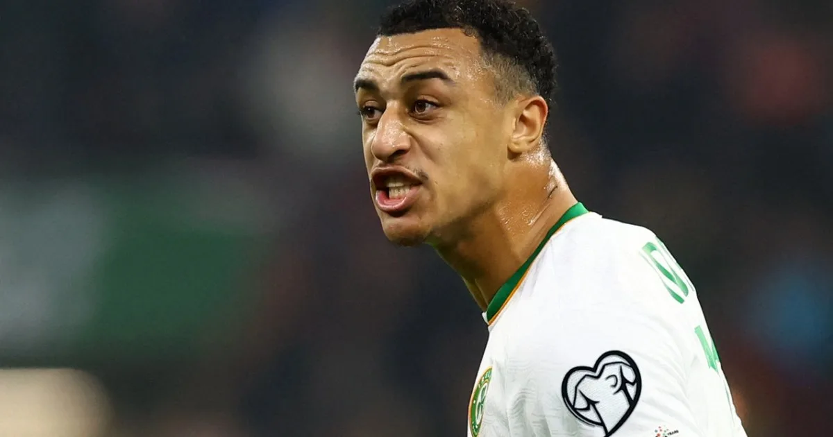 Des supporters israéliens lancent des cris de singe et des slogans militaires contre les joueurs irlandais