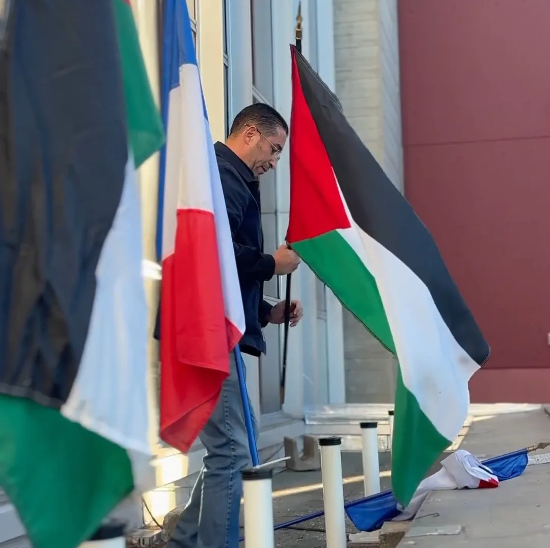 Drapeaux palestiniens sur les mairies : encore !