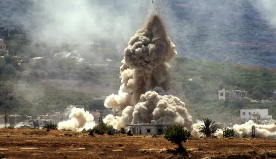 Israël dit avoir détruit de nouvelles infrastructures souterraines du Hezbollah ; d’énormes explosions entendues dans le sud du Liban