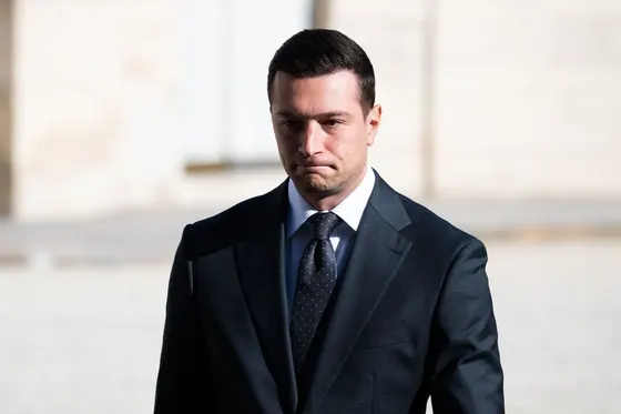 Jordan Bardella : « Mediapart » exhume des écrits antisémites de 2013, le président du RN parle de « faux grossiers »