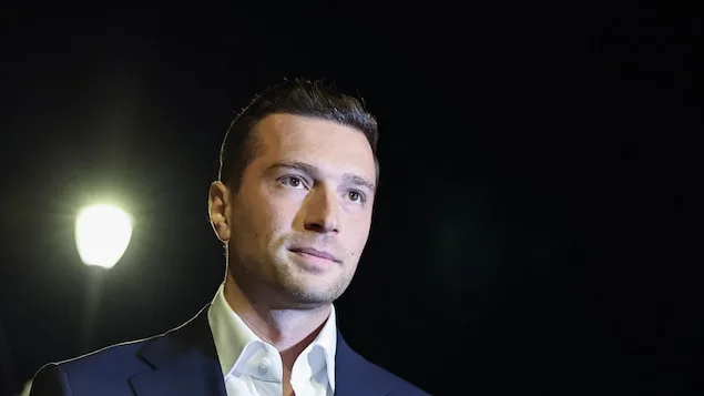 Jordan Bardella, président du RN, hanté par des propos antisémites qui lui sont attribués