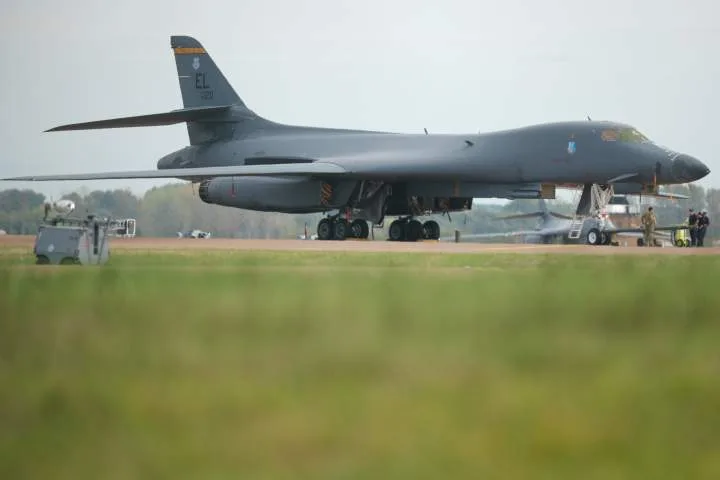 L'Iran pourrait avoir joué un rôle dans l'incident de la base aérienne de Fairford gérée par les États-Unis, selon le Royaume-Uni