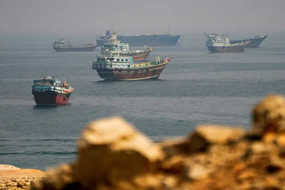 L'Iran vante les attaques d'Ormuz alors que les flux pétroliers augmentent malgré les tensions