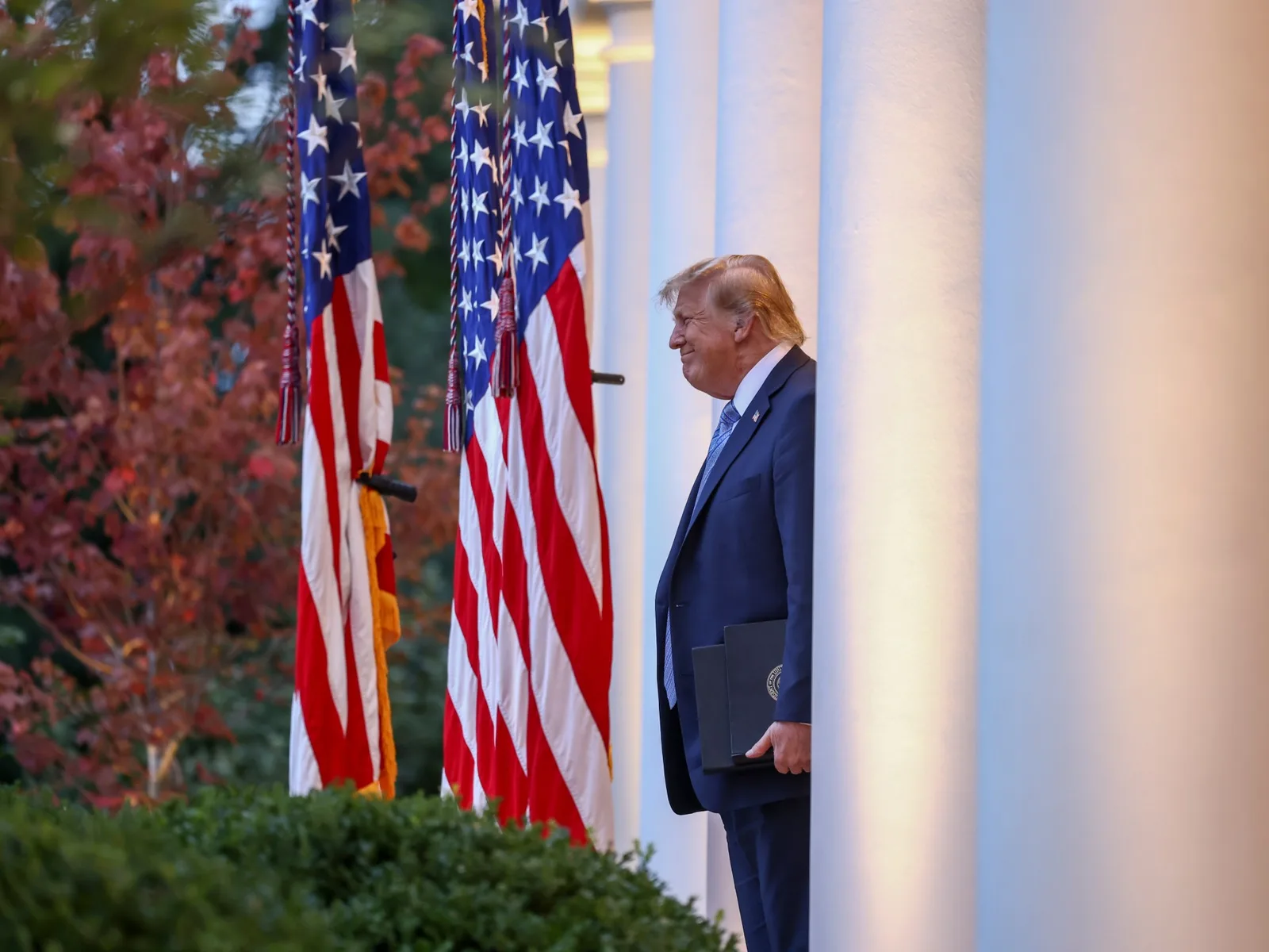 La cote d'approbation de Trump atteint un niveau historiquement bas dans un contexte de guerre en Iran et de conséquences économiques