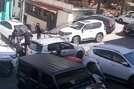 La police israélienne exécute un jeune Israélo-Palestinien après l’avoir interpelé et menotté