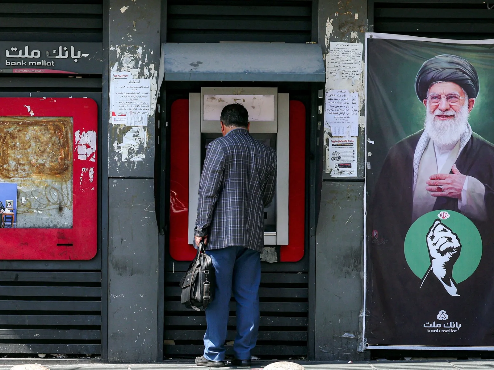 La Turquie révoque la licence d'exploitation de la Bank Mellat iranienne à Istanbul