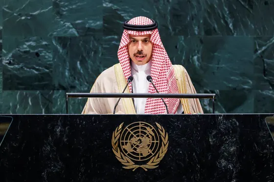 Le chef de la diplomatie saoudienne accuse l’Iran d’« attaques flagrantes » et condamne les Houthis à l’AGNU