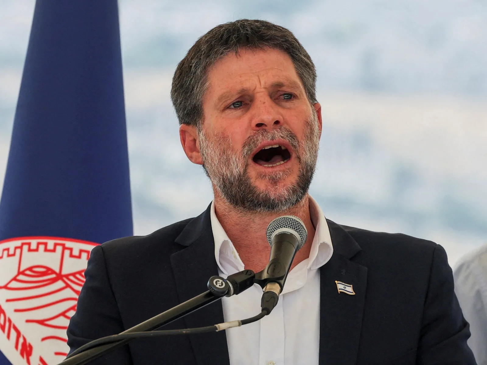 Le ministre israélien Smotrich appelle à la « guerre » en Cisjordanie : rhétorique ou menace réelle ?