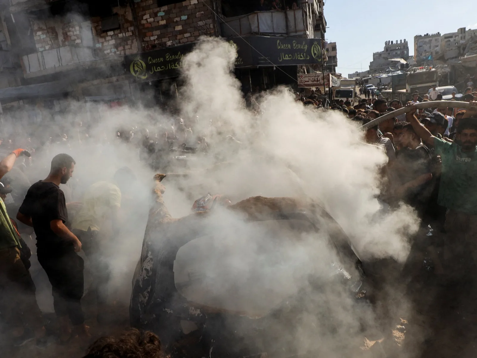 Les attaques israéliennes à Gaza tuent trois personnes, dont un enfant