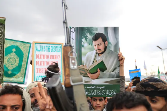 Les Houthis accusent l'Arabie saoudite d'avoir lancé 26 frappes en 24 heures