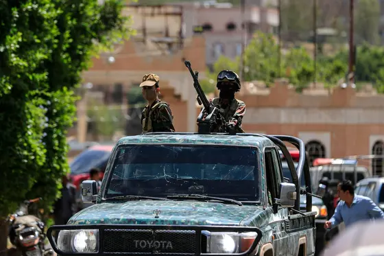 Les Houthis disent avoir attaqué une base militaire en Arabie saoudite