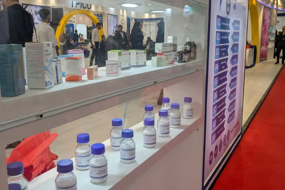 Les pénuries de médicaments s'aggravent en Iran alors que les États-Unis renforcent les sanctions et le blocus