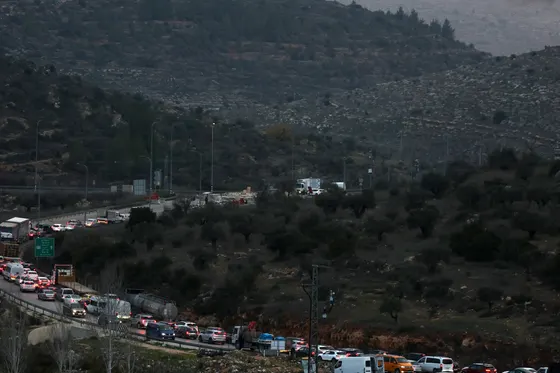 Les postes de contrôle israéliens en Cisjordanie étouffent l'économie palestinienne