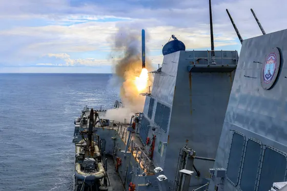 Plus de six mois après le début de la guerre en Iran, où en sont les stocks de munitions des États-Unis ?