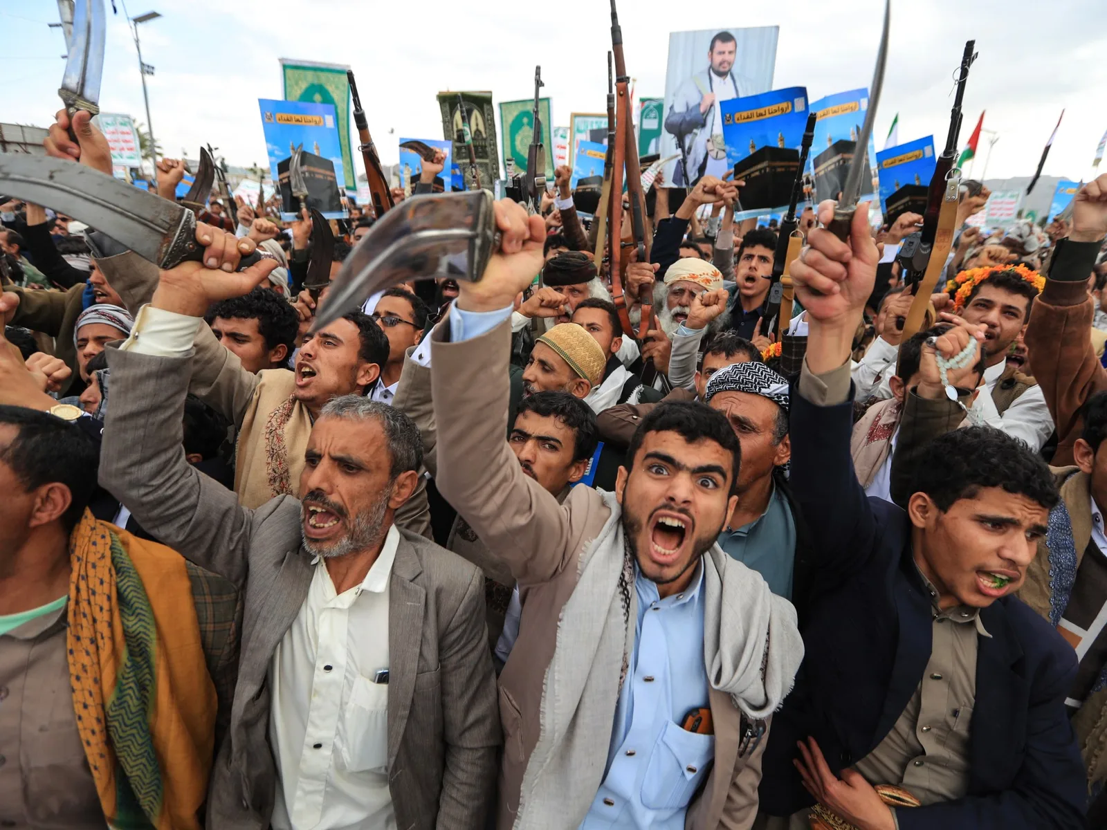 Pourquoi les houthis se battent-ils pour les montagnes de Kahboub au Yémen ?