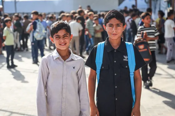Rentrée scolaire à Gaza : apprendre sous des tentes après des années de perturbations