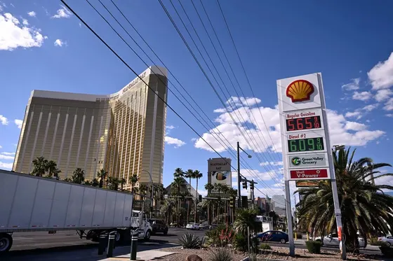 « Un véritable défi pour les familles »… A Las Vegas, les prix de l’essence s’envolent au-dessus des 5 dollars