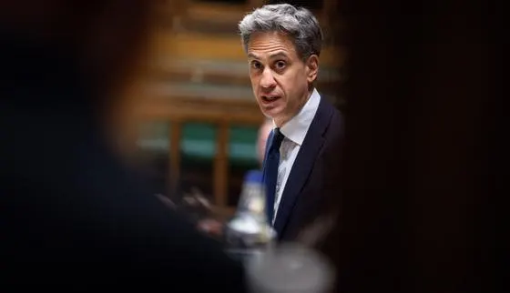 VIDÉO | Israël : le discours d’Ed Miliband sur les sanctions britanniques à Westminster