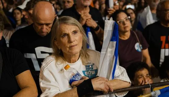 A Tel-Aviv, sur la « place des otages », la revanche des familles endeuillées du 7-Octobre