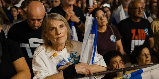A Tel-Aviv, sur la « place des otages », la revanche des familles endeuillées du 7-Octobre