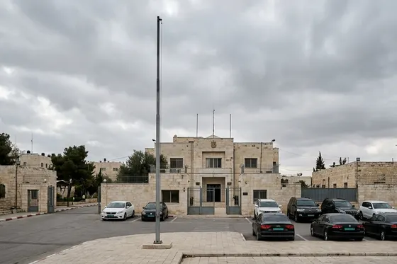 Abbas reporte les élections palestiniennes à septembre 2027, Israël dénonce une tromperie