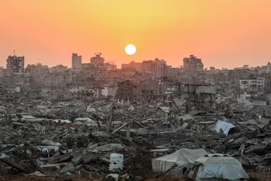 Comment le fonds islamique de HSBC a investi des millions dans des entreprises liées à la guerre israélienne