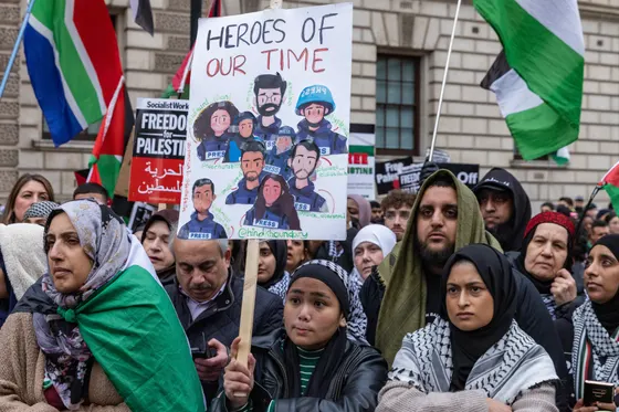 Comment les reporters palestiniens ont défié le génocide israélien pour redéfinir le journalisme