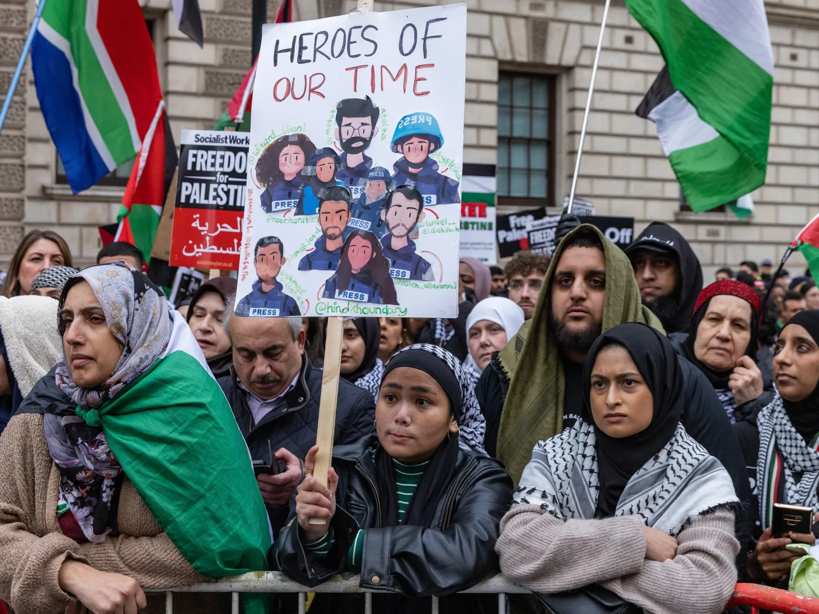 Comment les reporters palestiniens ont défié le génocide israélien pour redéfinir le journalisme