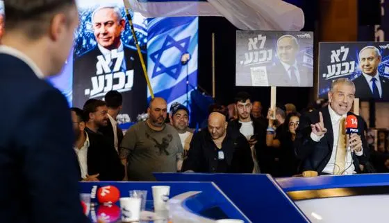 Dans la presse israélienne, le réveil douloureux de l’opposition et le jeu des hypothèses, souvent contradictoires, pour sortir de l’impasse politique