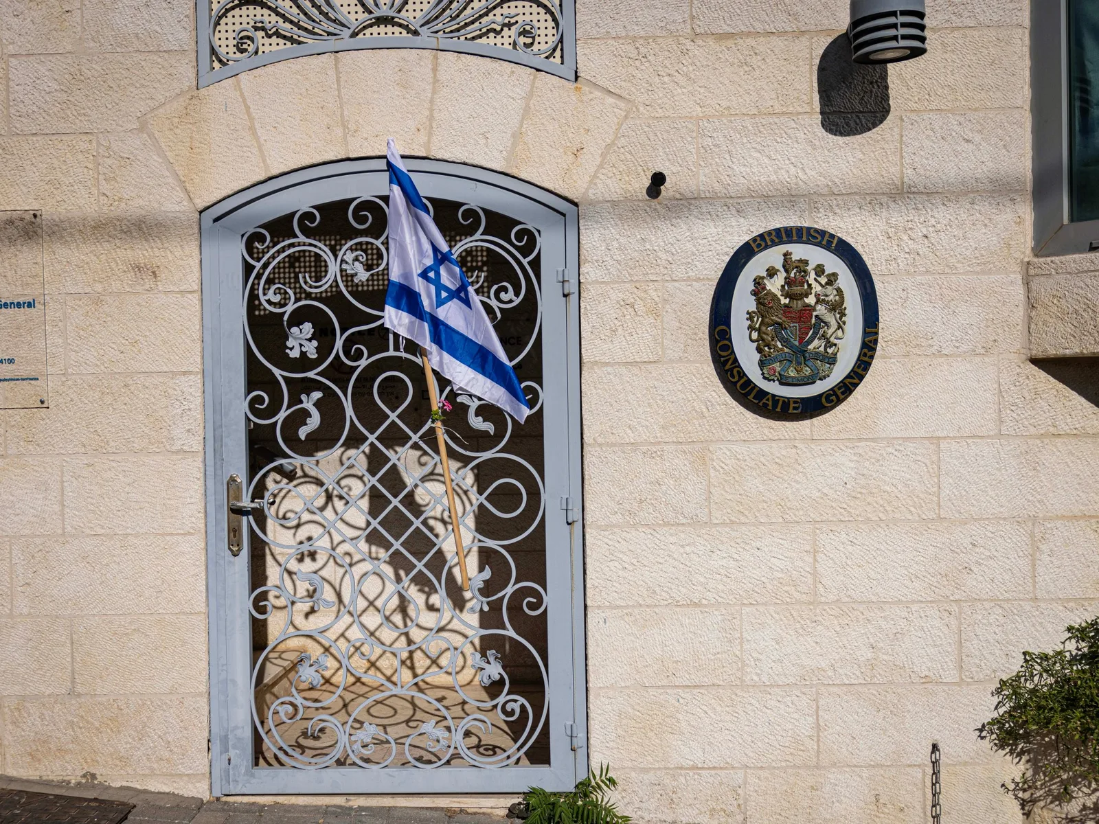 De l'attentat de l'hôtel King David à la querelle consulaire : chronologie des tensions entre le Royaume-Uni et Israël