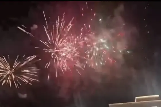 Des villes arabes en Israël célèbrent par des feux d'artifice des gains historiques à la Knesset