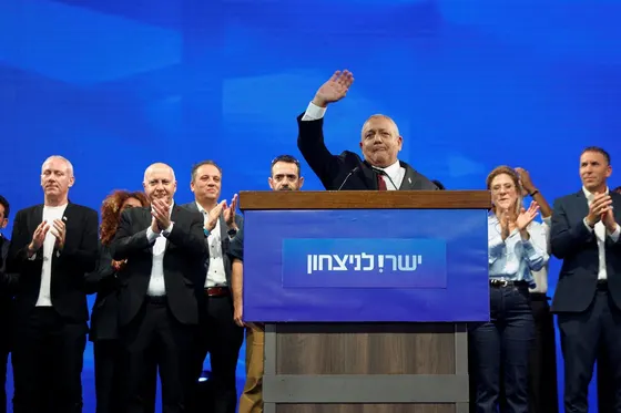 Eisenkot, en Israël, affirme que le pays a voté pour le changement