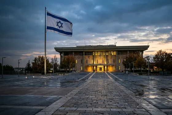 Élections israéliennes : le Likoud en tête, la coalition reste à construire