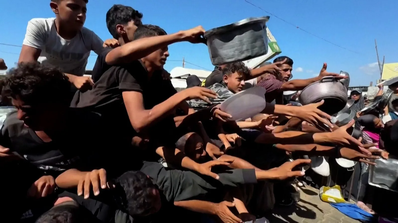 Gaza confrontée à une faim croissante alors que le PAM annonce des coupes dans l'aide alimentaire