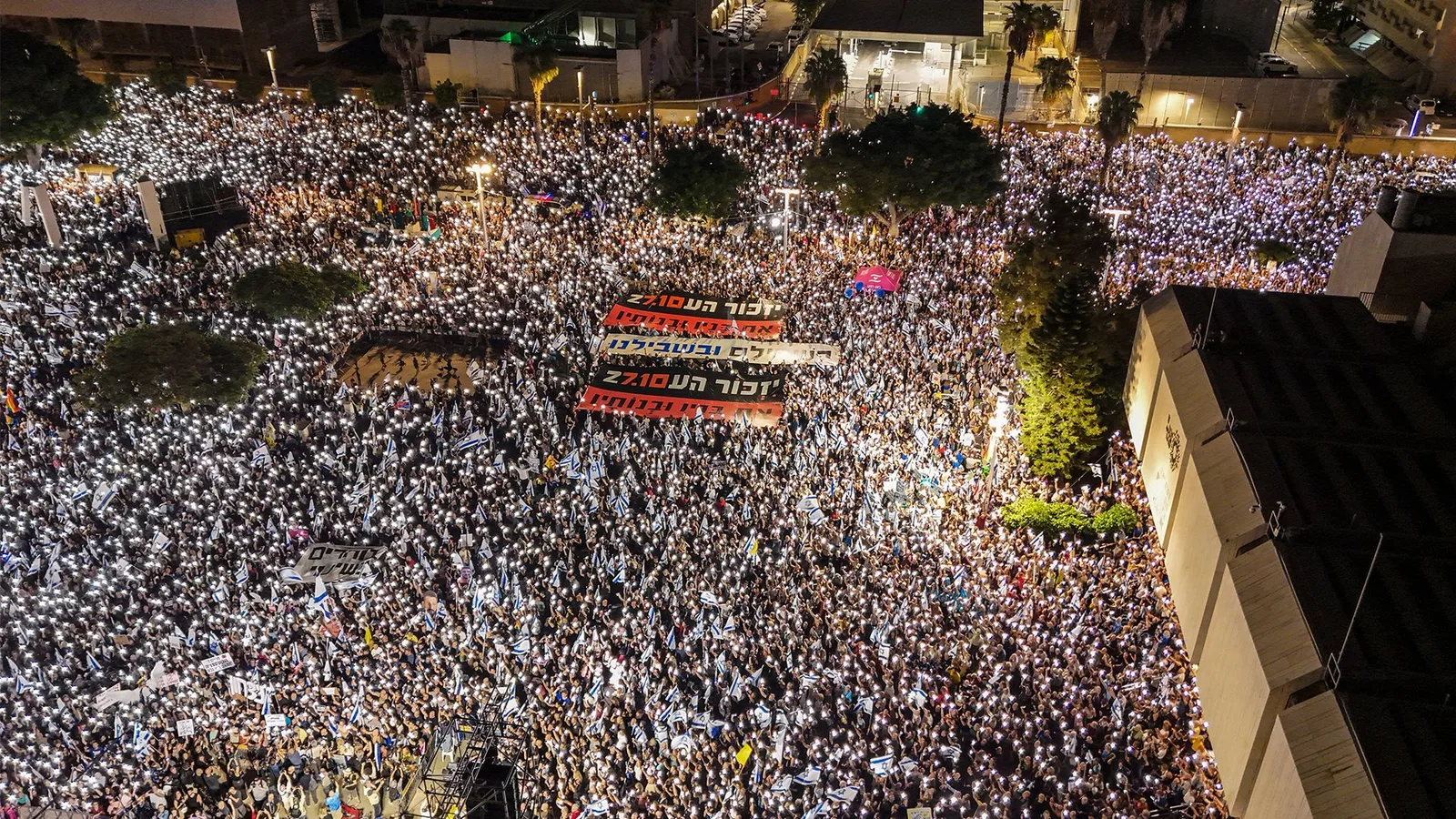 Grand rassemblement contre Netanyahou avant une élection israélienne décisive