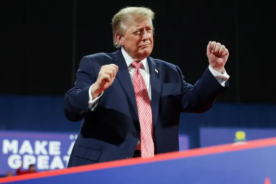 « Il a pour but de les torturer » : comment Donald Trump saborde la campagne des républicains à l’approche des midterms